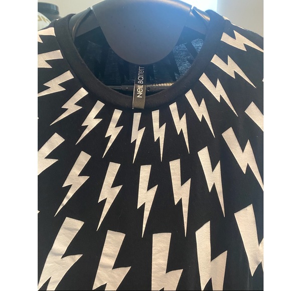 NEIL BARRETT
LIGHTNING PRINT COTTON T-SHIRT - Picture 2 of 4